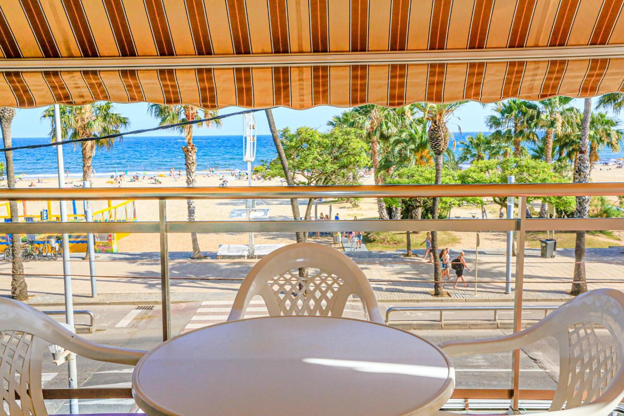 Apartament Xaloc Only Families Cambrils Zewnętrze zdjęcie